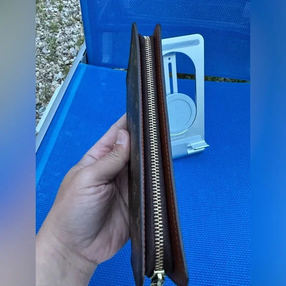 🙏Louis Vuitton Zip Long Wallet - Picture 7 of 11